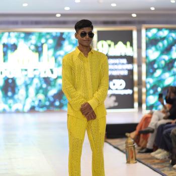 Veer Saxena
